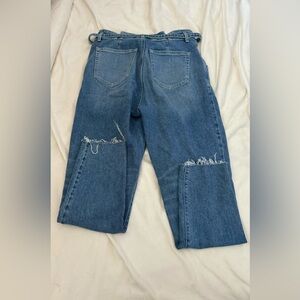 HOLLISTER Ultra High-Rise Mom Jeans Vintage Stretch Size 5 Reg